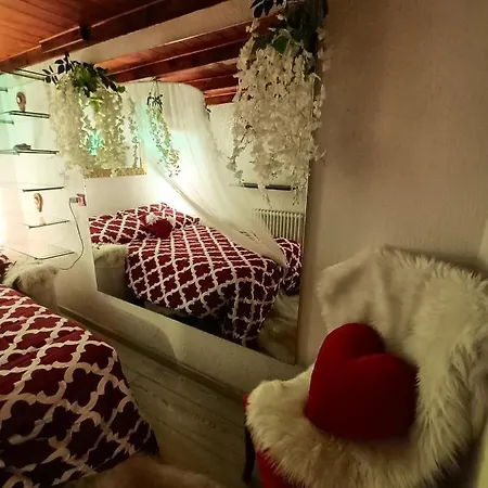 Cosy In Nicolas, 40 M², Fireplace And Garden *